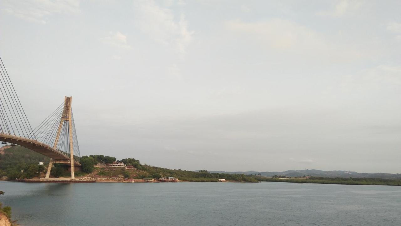 Barelang Bridge Hotel Batam エクステリア 写真